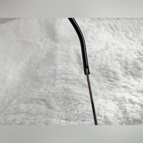 ✨SOLD✨ BLK & Silv Sq Sunnies - Picture 9 of 9